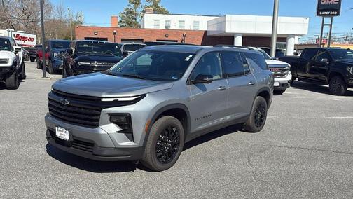 2024 Chevrolet Traverse LT