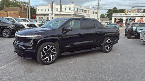 2025 Chevrolet Silverado EV RST