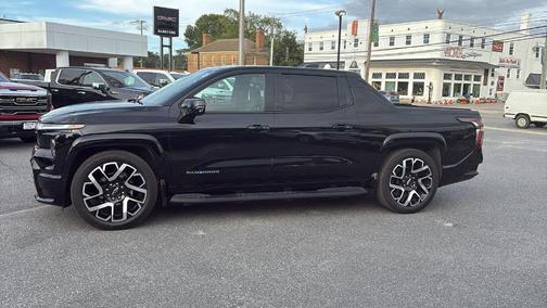2025 Chevrolet Silverado EV RST