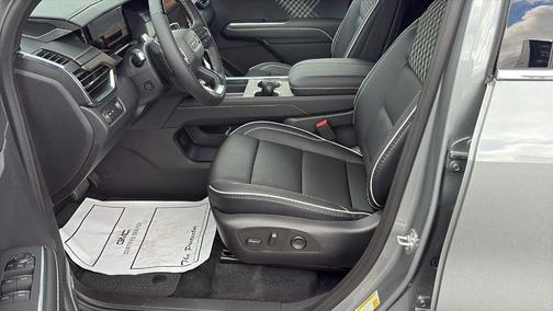 2026 GMC Acadia FWD Denali