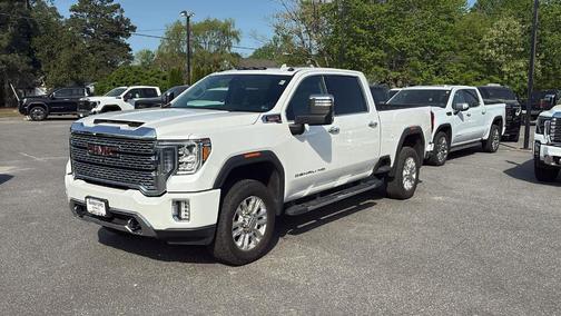 White Frost Tri-Coat 2023 GMC Sierra 2500 Denali