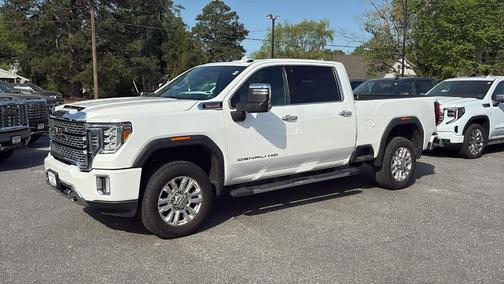 White Frost Tri-Coat 2023 GMC Sierra 2500 Denali