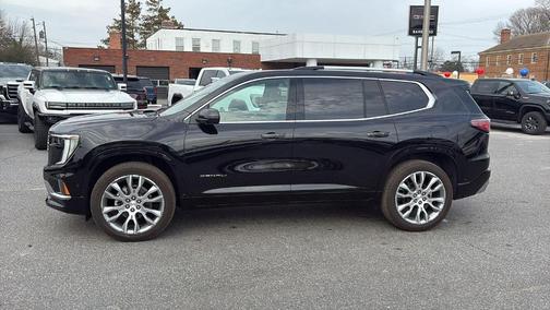2025 GMC Acadia Denali