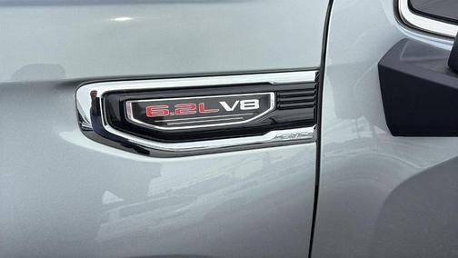 Sterling 2026 GMC Sierra 1500 SLT