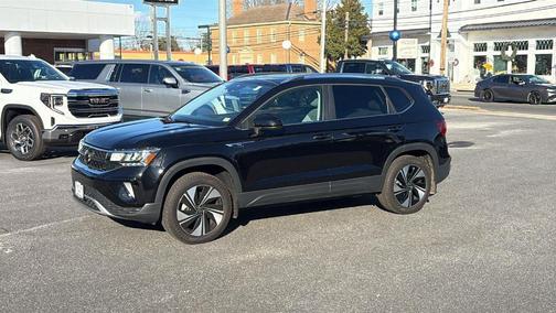 2024 Volkswagen Taos 1.5T SE