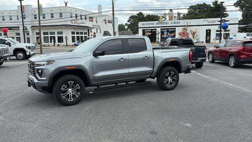 2024 GMC Canyon AT4