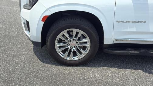 Summit White 2021 GMC Yukon XL SLT