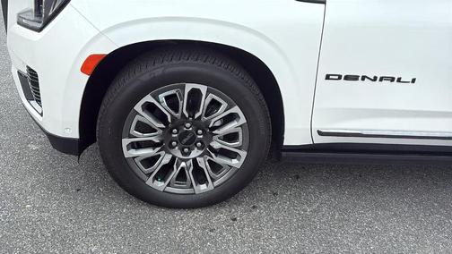 White Frost Tri-Coat 2024 GMC Yukon Denali Ultimate