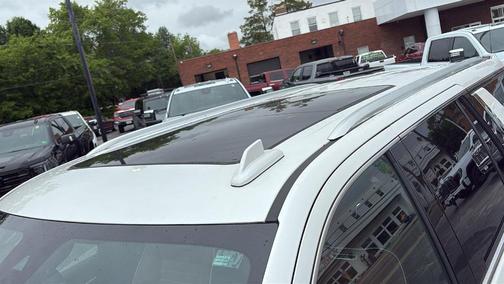 White Frost Tri-Coat 2024 GMC Yukon Denali Ultimate
