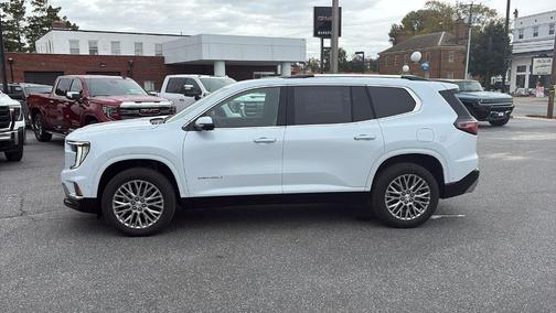 2026 GMC Acadia FWD Denali