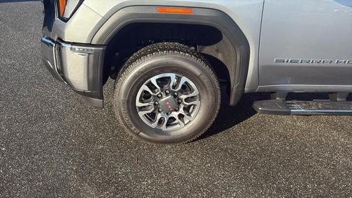 2026 GMC Sierra 2500 SLE