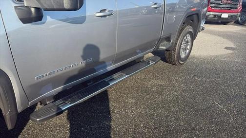 2026 GMC Sierra 2500 SLE