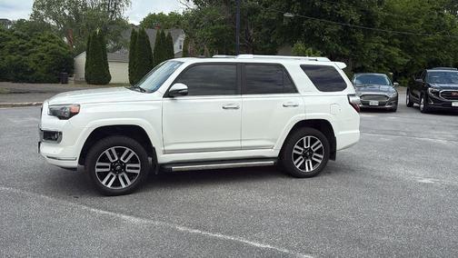 Blizzard Pearl 2019 Toyota 4Runner Limited