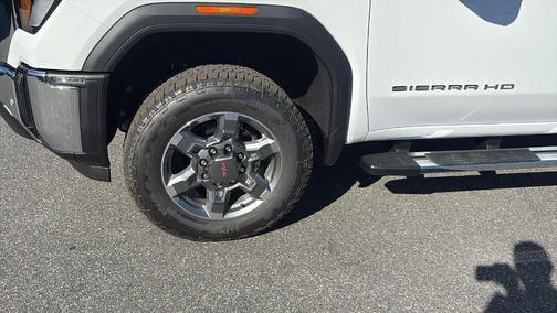 2026 GMC Sierra 2500 SLT