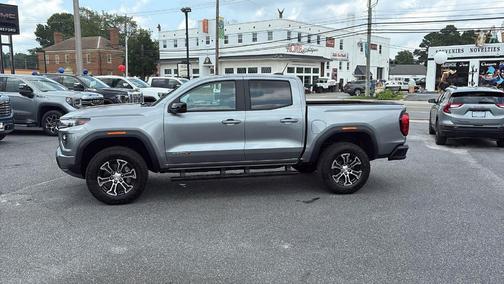 2025 GMC Canyon AT4