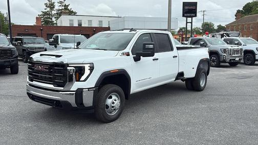 Summit White 2026 GMC Sierra 3500 Pro