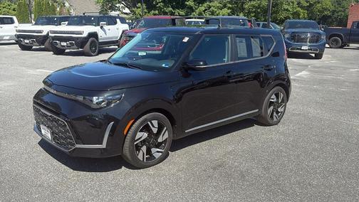 Fusion Orange 2023 Kia Soul GT-Line 2.0L