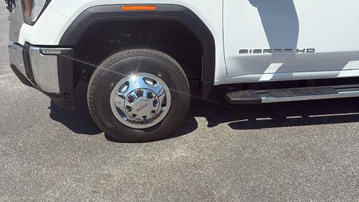 Summit White 2026 GMC Sierra 3500 SLE