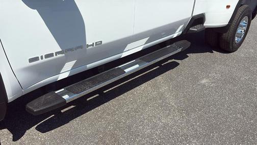 Summit White 2026 GMC Sierra 3500 SLE