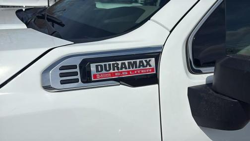 2025 GMC Sierra 2500 SLT