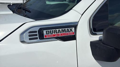 2025 GMC Sierra 2500 SLT