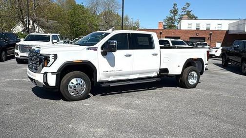 2025 GMC Sierra 3500 Denali