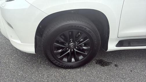 Eminent White Pearl 2023 Lexus GX 460 Base