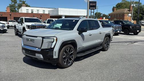 2024 GMC Sierra EV Denali