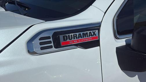 Glacier White 2026 GMC Sierra 2500 Denali