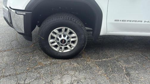 Summit White 2026 GMC Sierra 2500 Pro