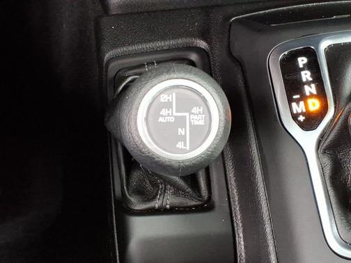 Bright White Clearcoat 2025 Jeep Wrangler 4xe Sport