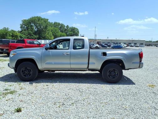 Silver Sky Metallic 2018 Toyota Tacoma SR