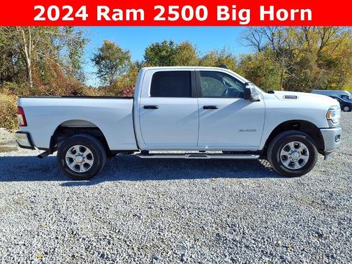 2024 RAM 2500 Big Horn Crew Cab 4x4 6'4' Box