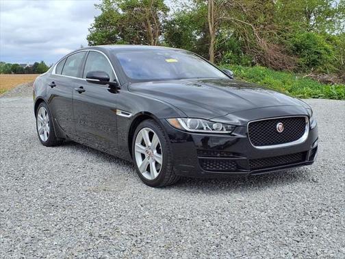 2017 Jaguar XE 25t Prestige