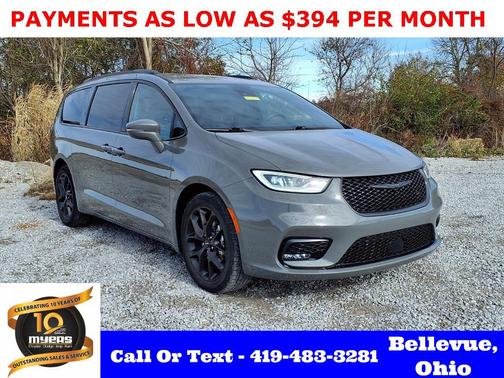 2021 Chrysler Pacifica Touring L