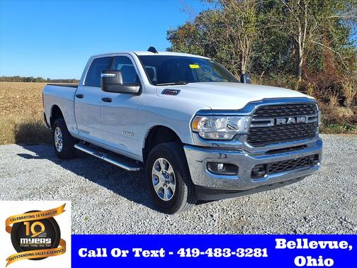 2024 RAM 2500 Big Horn Crew Cab 4x4 6'4' Box