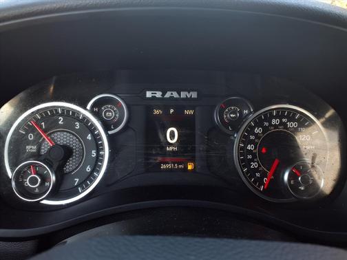 2024 RAM 2500 Big Horn Crew Cab 4x4 6'4' Box