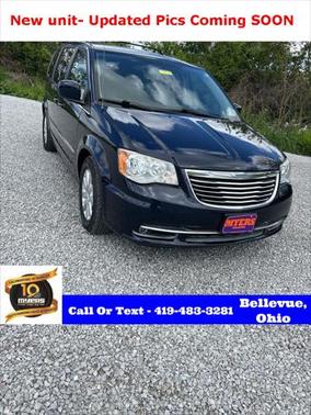 2013 Chrysler Town & Country Touring