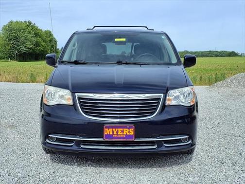 2013 Chrysler Town & Country Touring