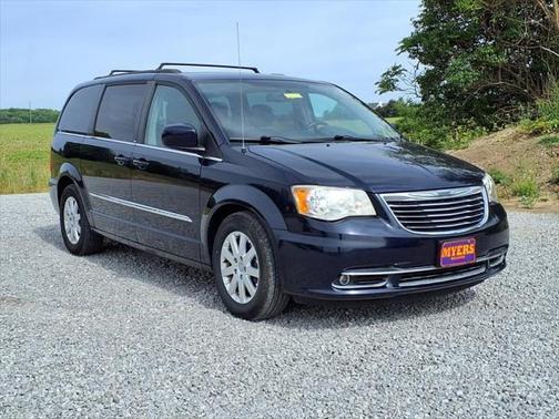 2013 Chrysler Town & Country Touring
