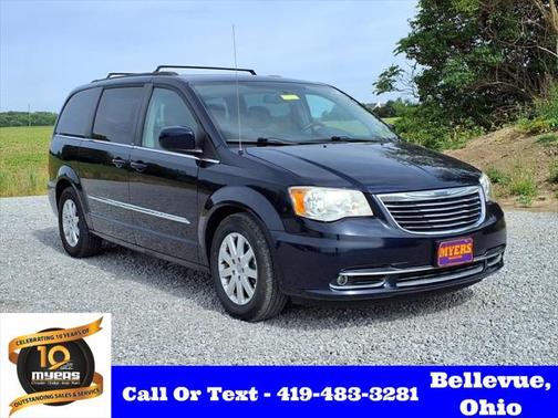 2013 Chrysler Town & Country Touring