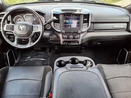 2020 RAM 2500 Laramie Crew Cab 4X4 6'4' Box