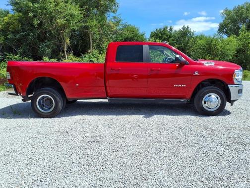 2020 RAM 3500 Big Horn Crew Cab 4x4 8' Box