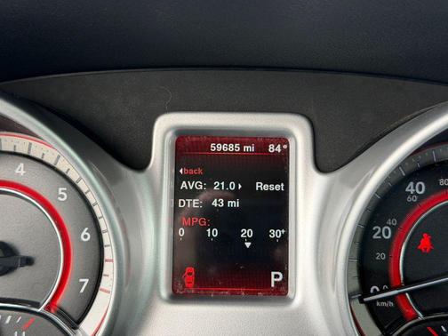 Redline 2 Coat Pearl 2019 Dodge Journey SE