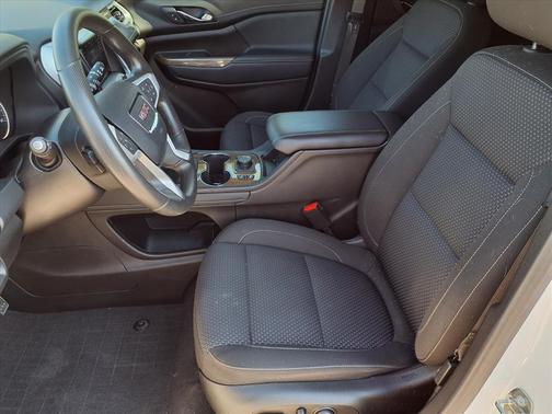 2023 GMC Acadia AWD SLE