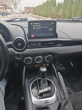 2018 FIAT 124 Spider Base