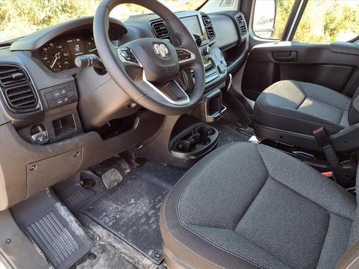 2025 RAM ProMaster 2500 Tradesman