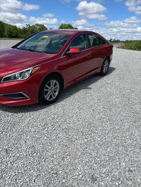 2017 Hyundai SONATA SE