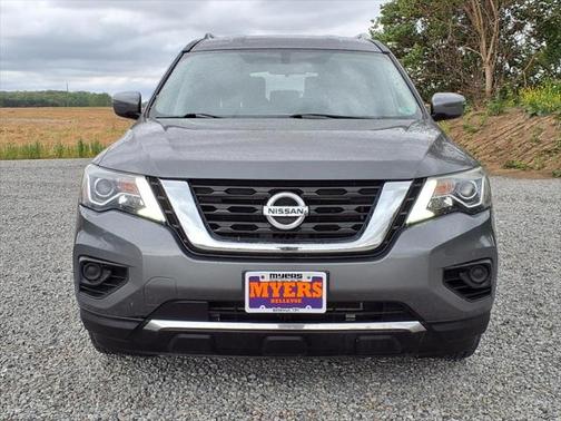 2019 Nissan Pathfinder S