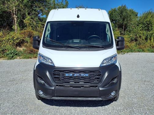 2025 RAM ProMaster 2500 Tradesman